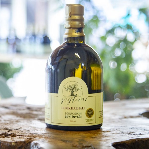 Zeytinyağlarımızdan Derik Zeytinyağı Dünya Markaları Arasında Yer Aldı. Altın Madalya Londra’dan…